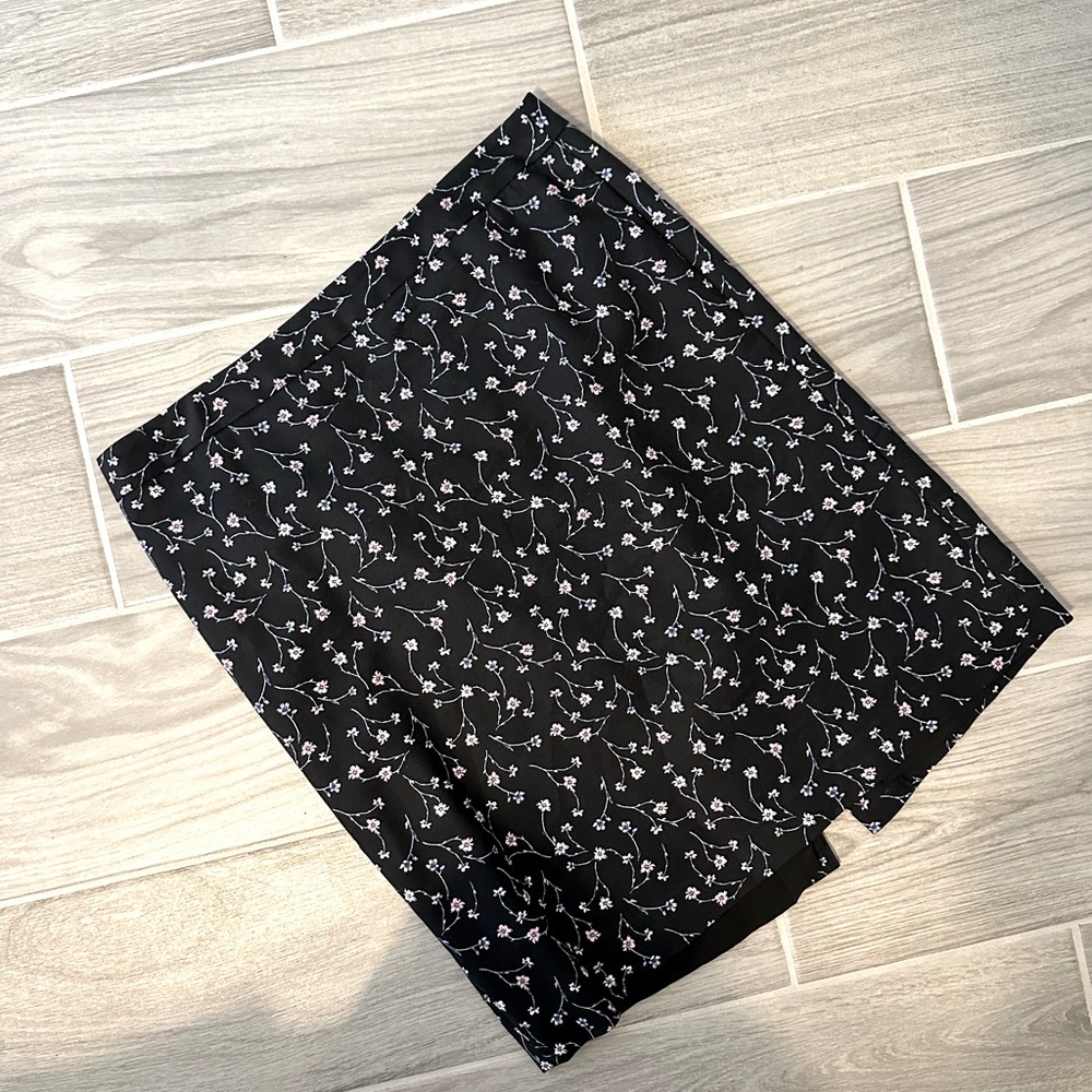 Liz Claiborne Career Skirt Floral